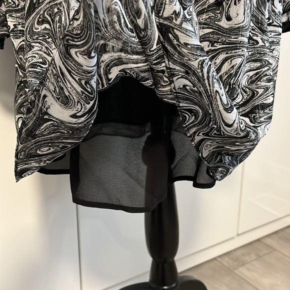 MICHAEL KORS NWOT Long Sleeve Georgette Printed Lined Dress, Size M - Picture 11 of 14